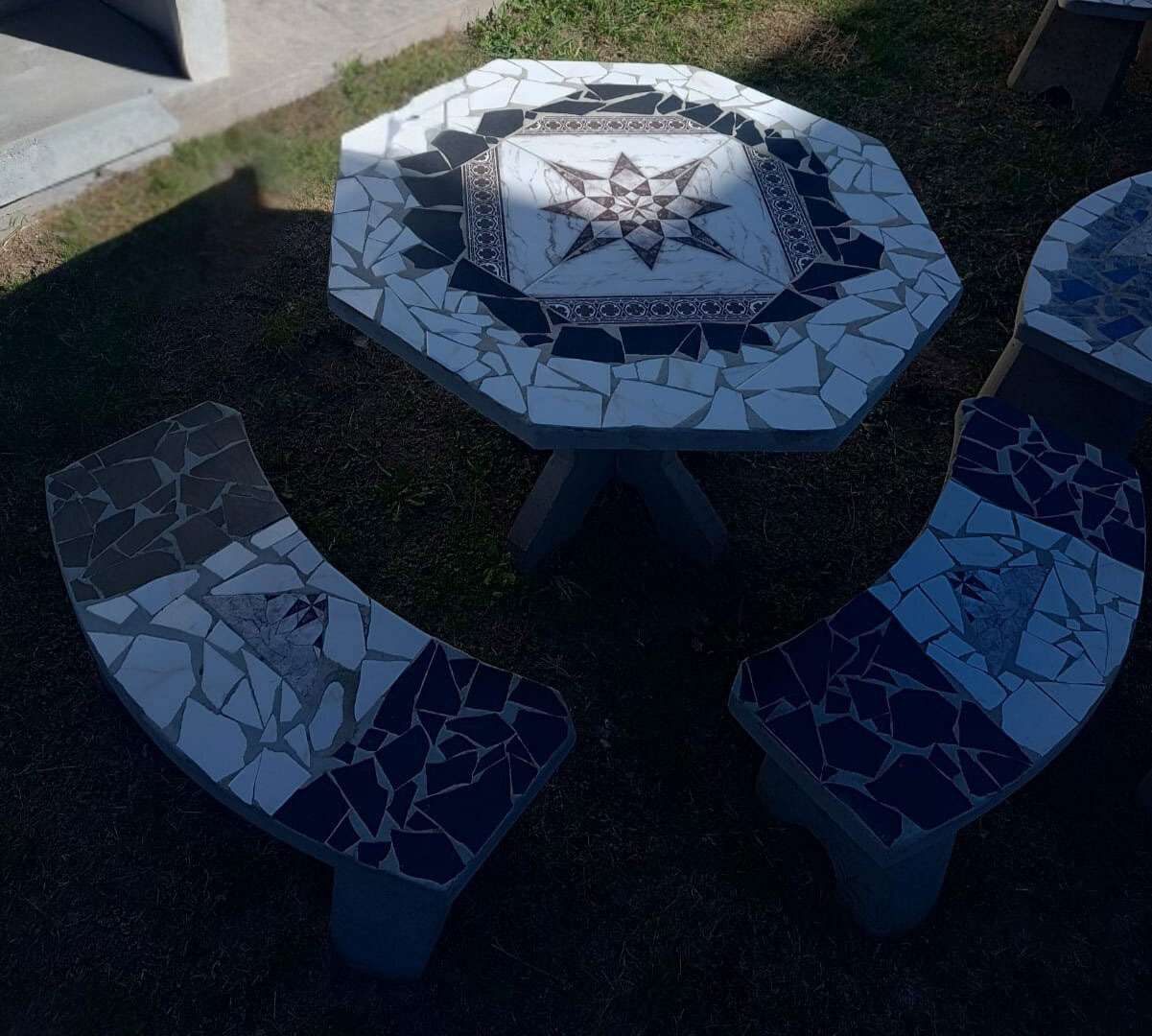 Mesa Octogonal